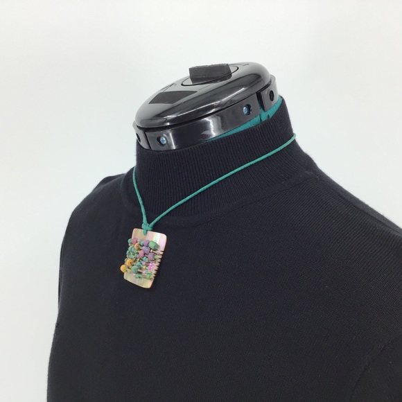 Beaded Mother-of-Pearl Fixed Pendant Necklace - Picture 2 of 16